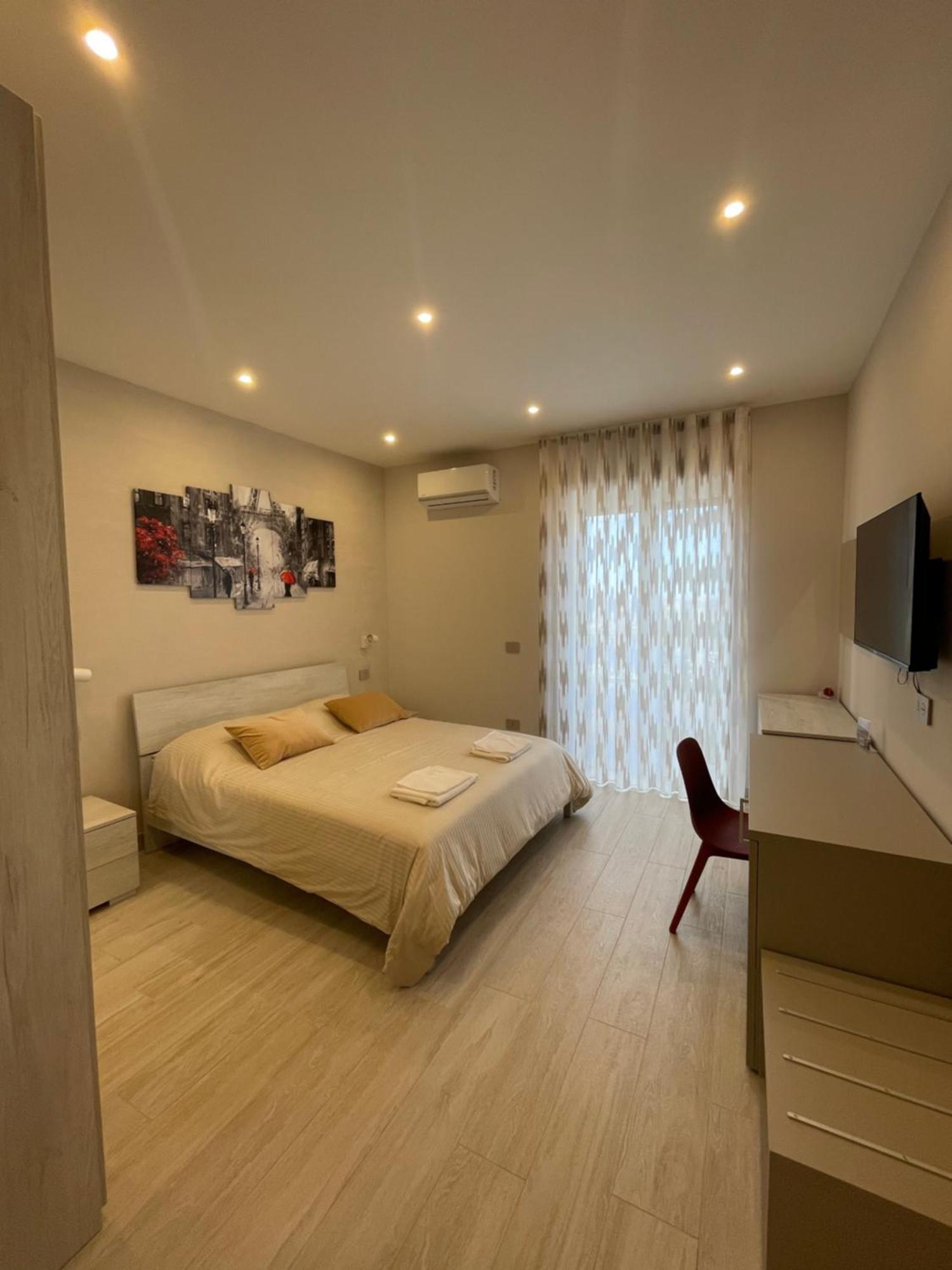 Ro&Ro Napoli Luxury Rooms ภายนอก รูปภาพ