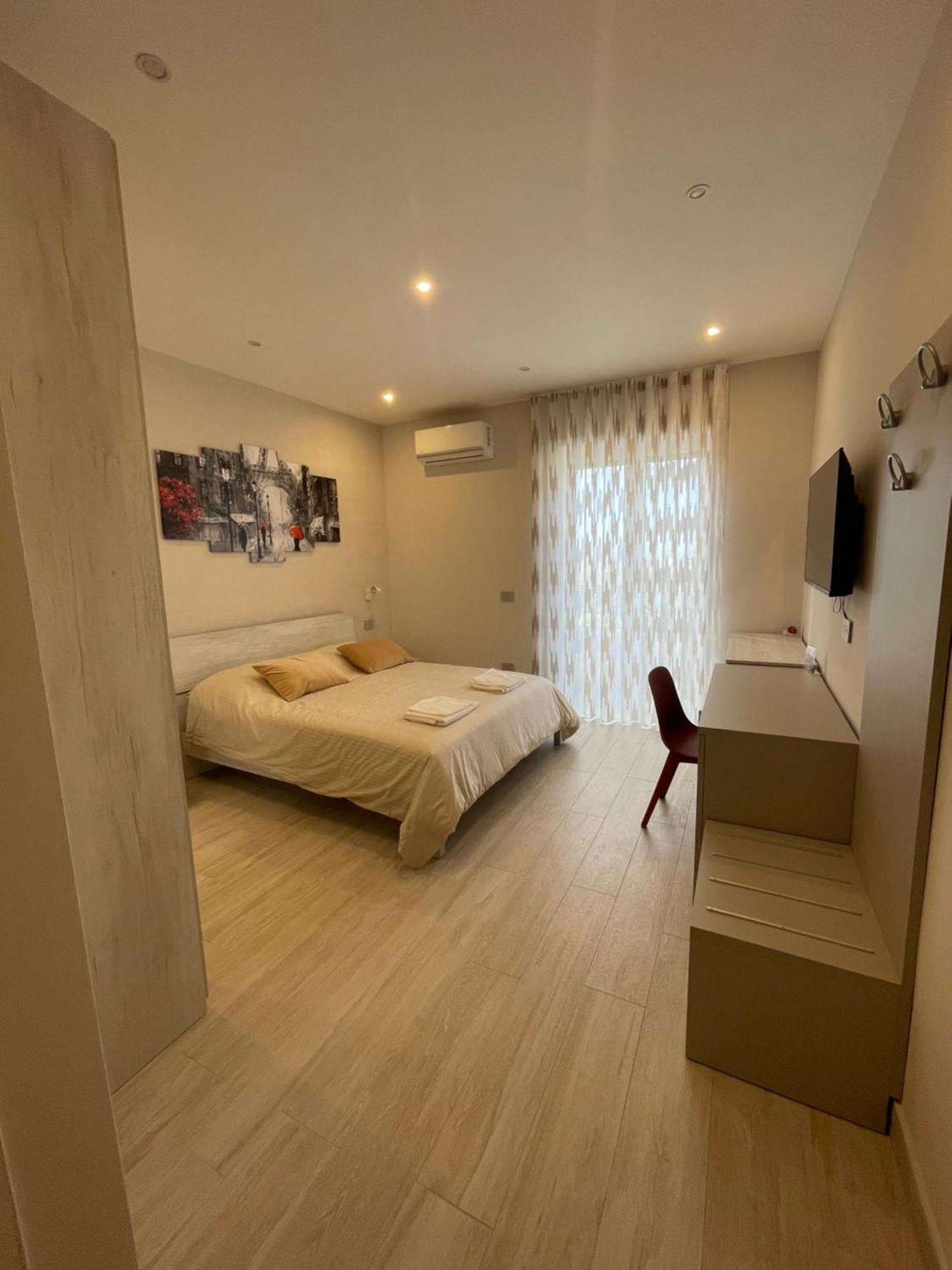 Ro&Ro Napoli Luxury Rooms ภายนอก รูปภาพ